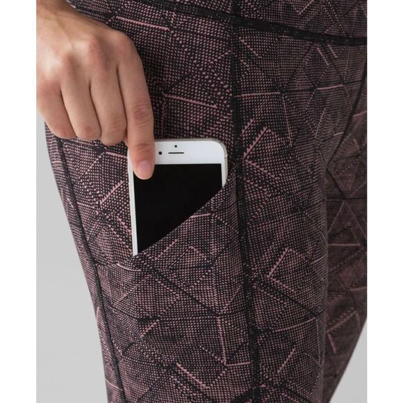 LULULEMON ATHLETICA Speed Tight V in Formation Quicksand Black/Black Size 4 - Picture 4 of 7